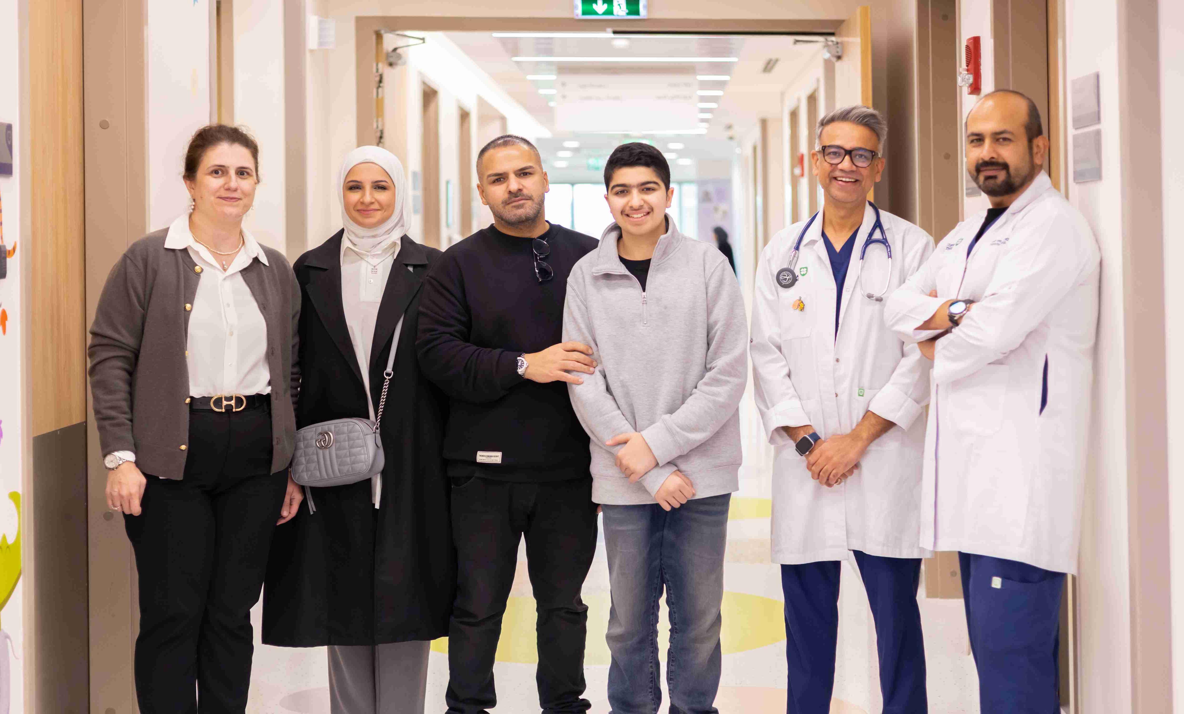المستشفى الأمريكي دبي ينقذ فتًى كويتيًا مصابًا "بداء واغنر"النادر ويعيده إلى حياته الطبيعية